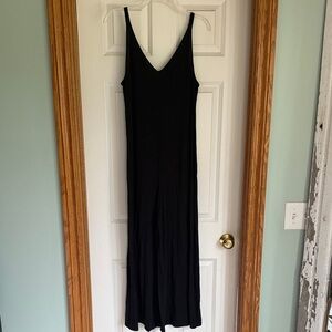 Athleta Black Sleeveless V-Neck Maxi Dress
